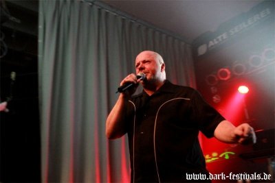 vnv-nation-11-2013-09