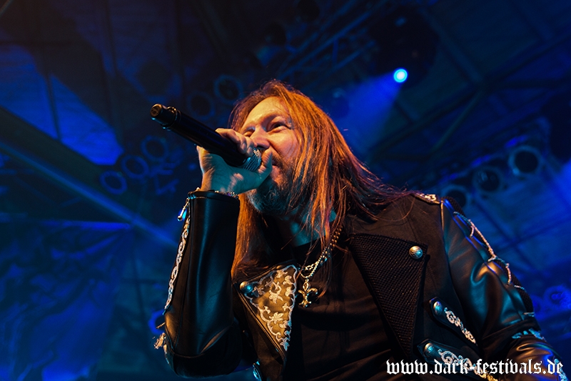 hammerfall-02-2015-01