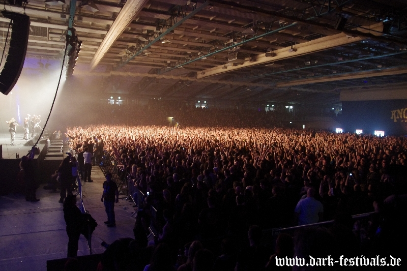 sabaton-12-2013-15