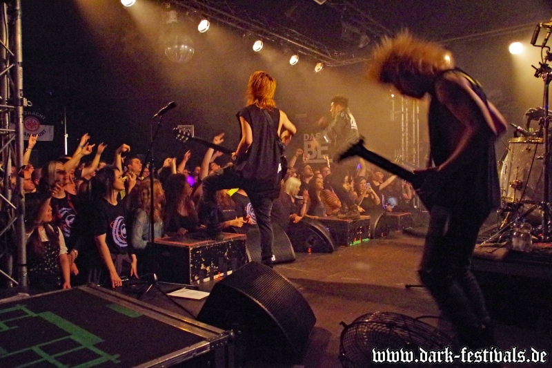 crossfaith-08-2019-09